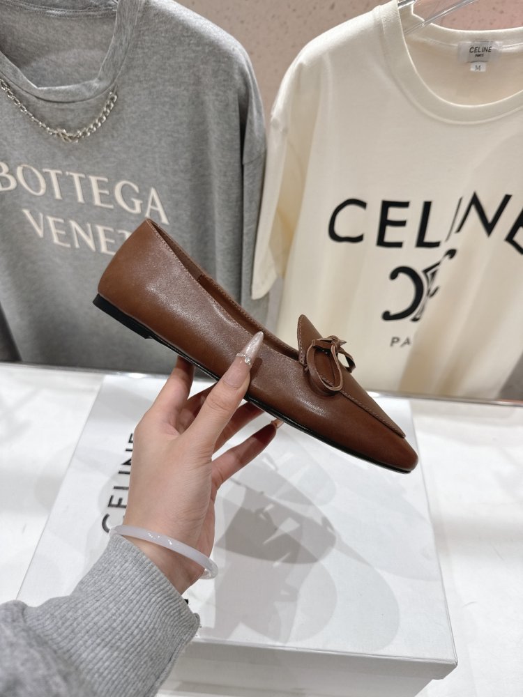 Лоферы женские кожаные фото 5