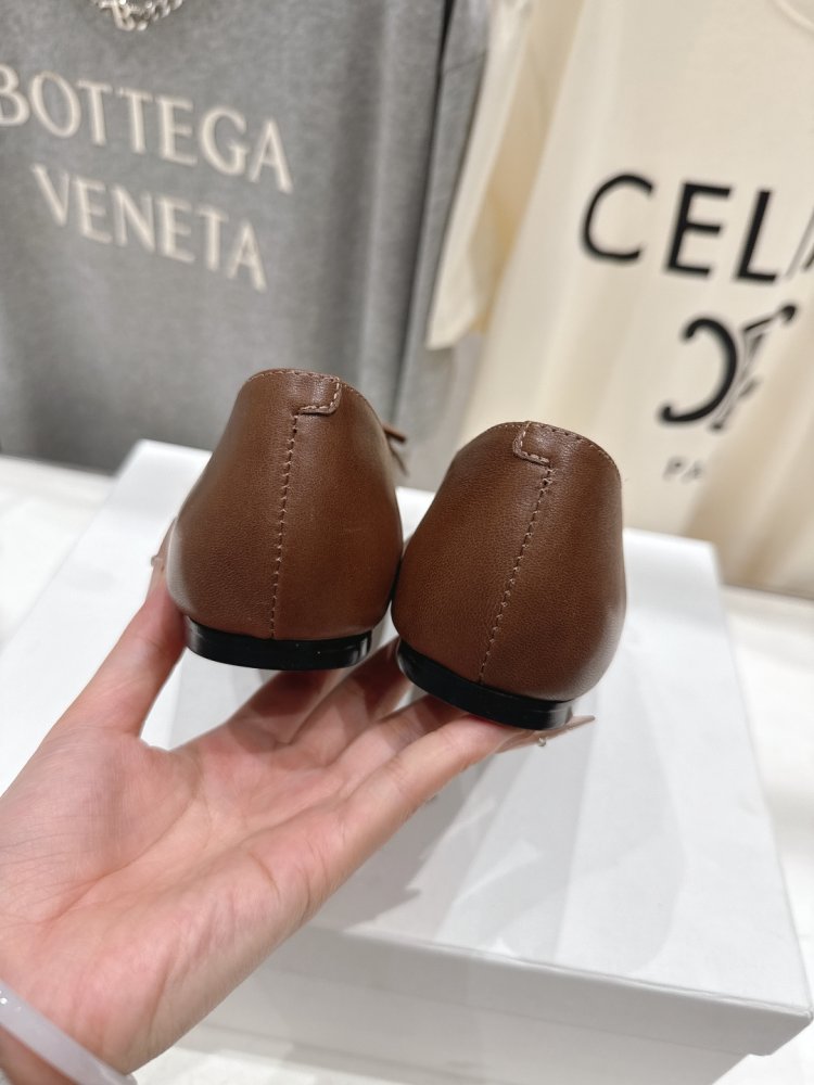 Лоферы женские кожаные фото 8