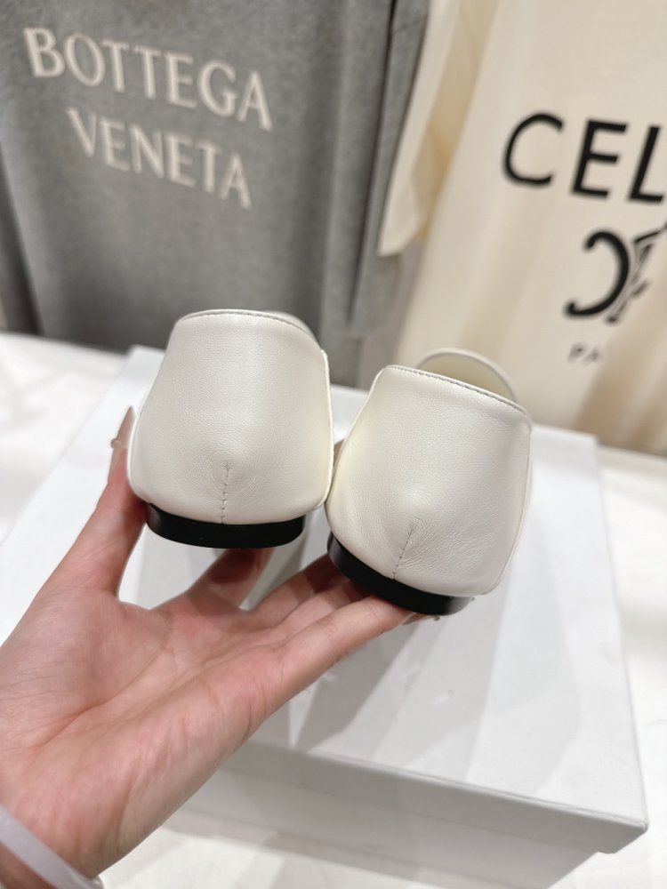 Лоферы женские кожаные фото 8