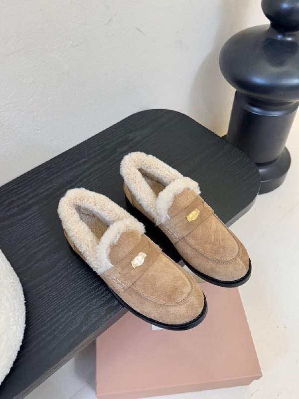 Лоферы women's on fur winter