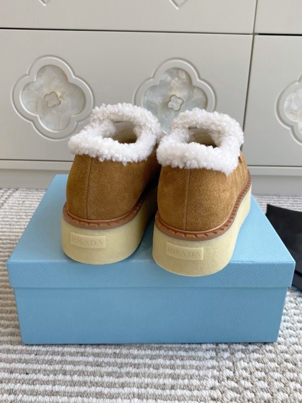 Лоферы женские на меху зимние фото 3