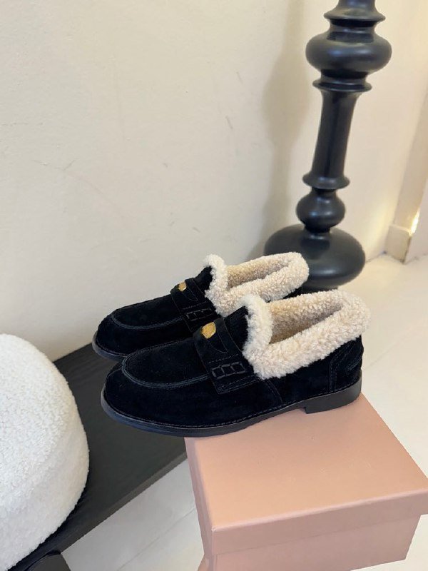 Лоферы women's on fur winter фото 5