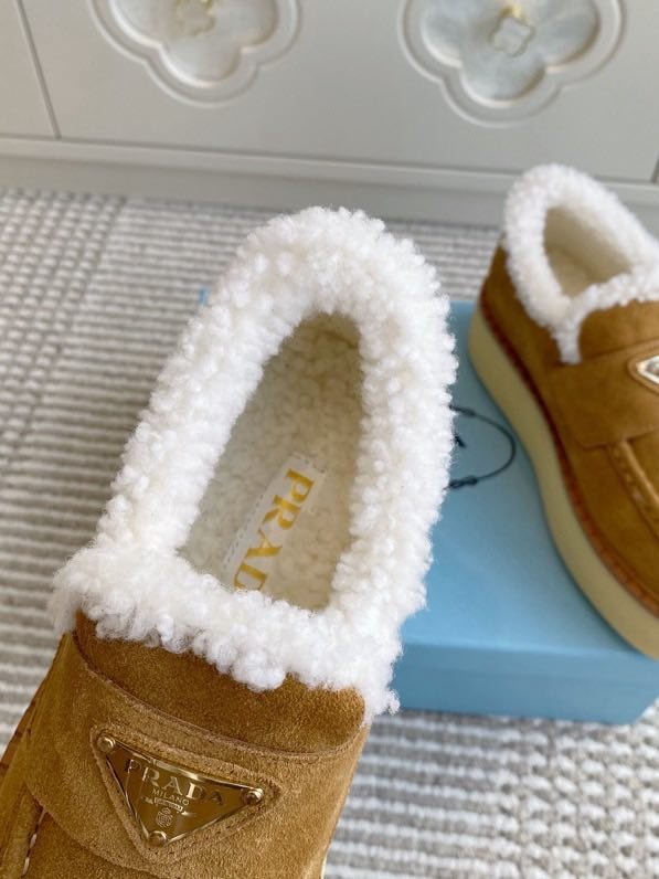 Лоферы женские на меху зимние фото 5