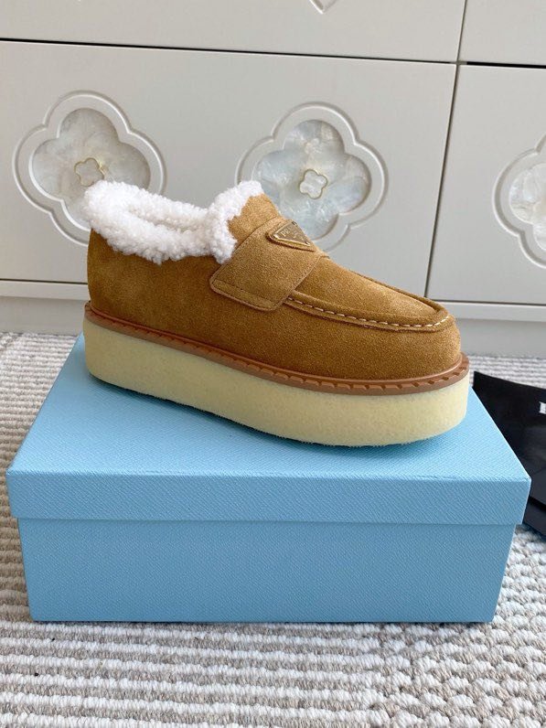 Лоферы женские на меху зимние фото 6