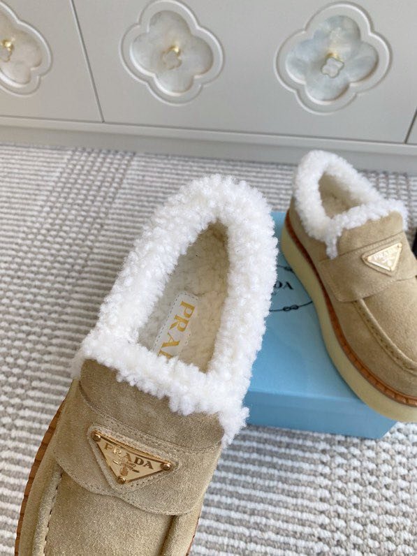 Лоферы жіночі на хутрі зимові фото 6
