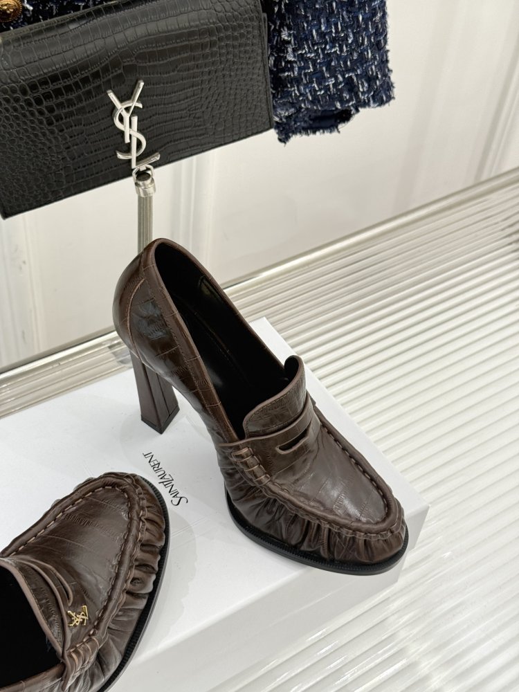 Лоферы женские на высоком каблуке фото 5