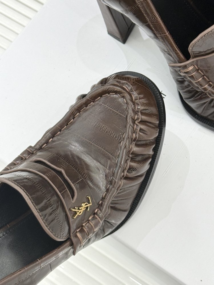 Лоферы женские на высоком каблуке фото 7