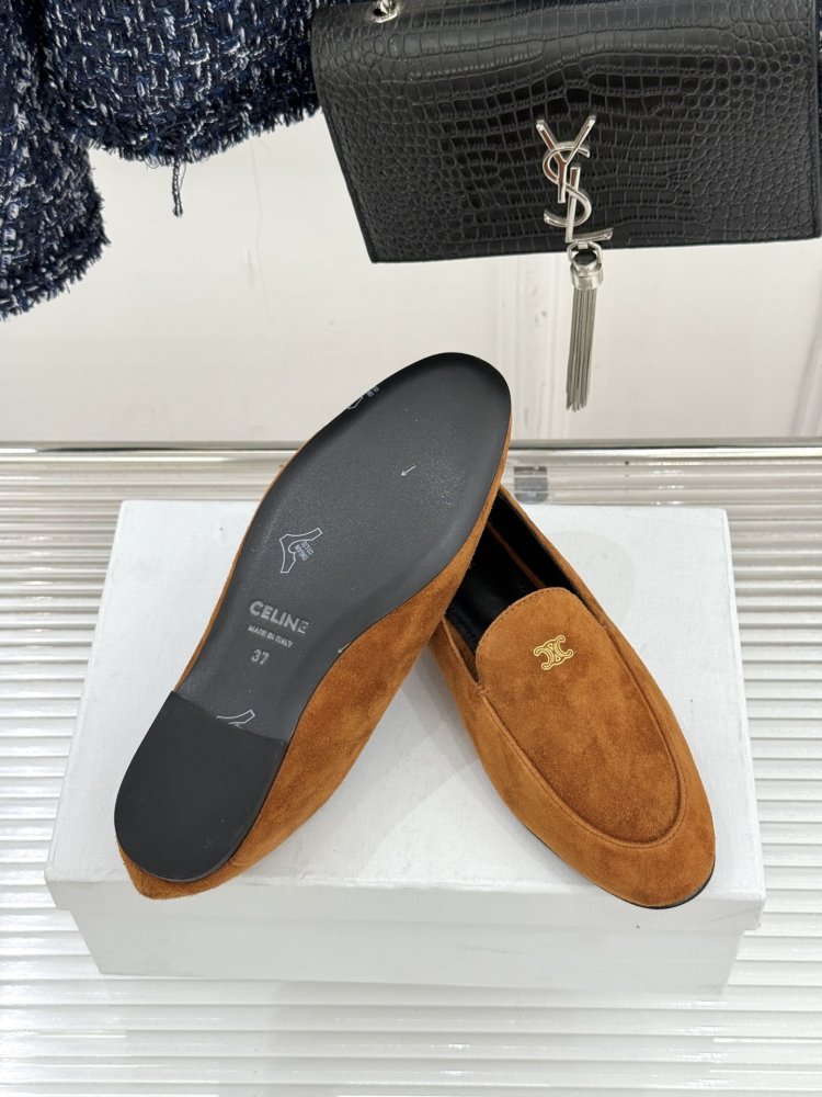 Лоферы жіночі замшеві фото 9