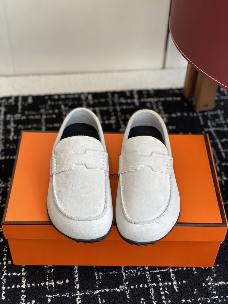 Лоферы женские