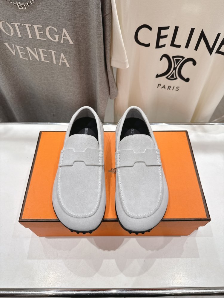 Лоферы женские