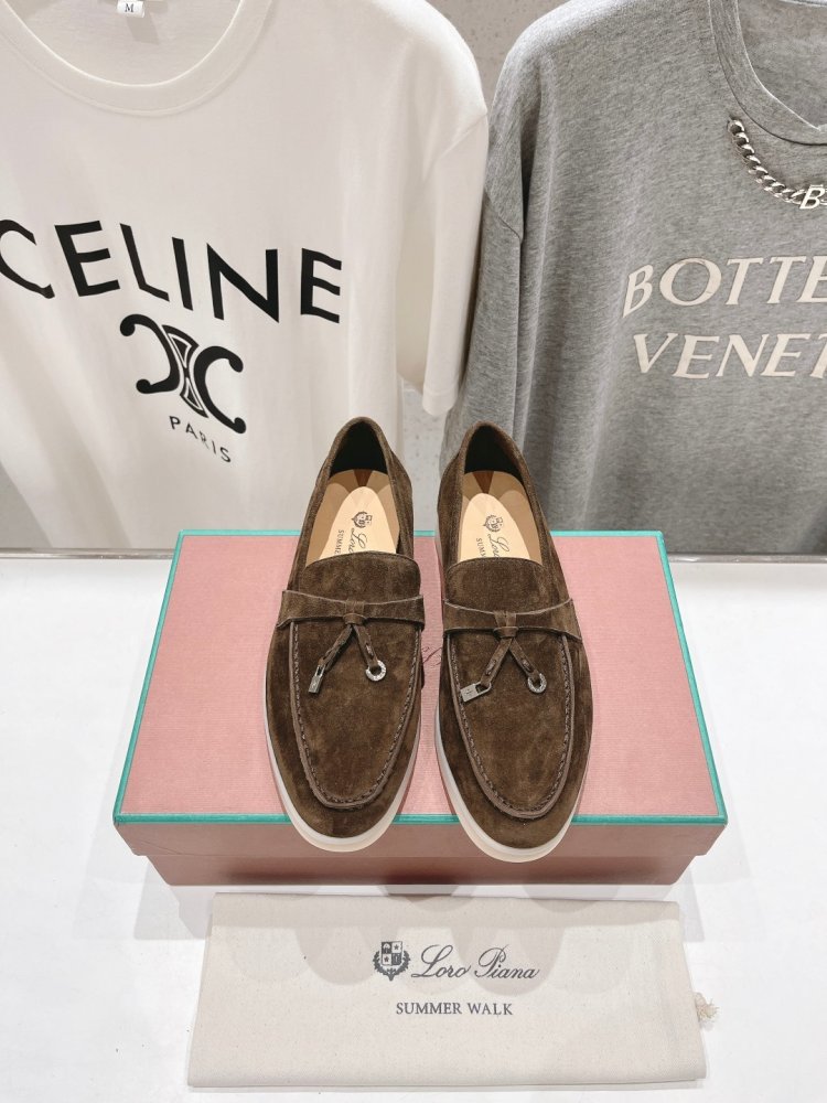 Лоферы женские