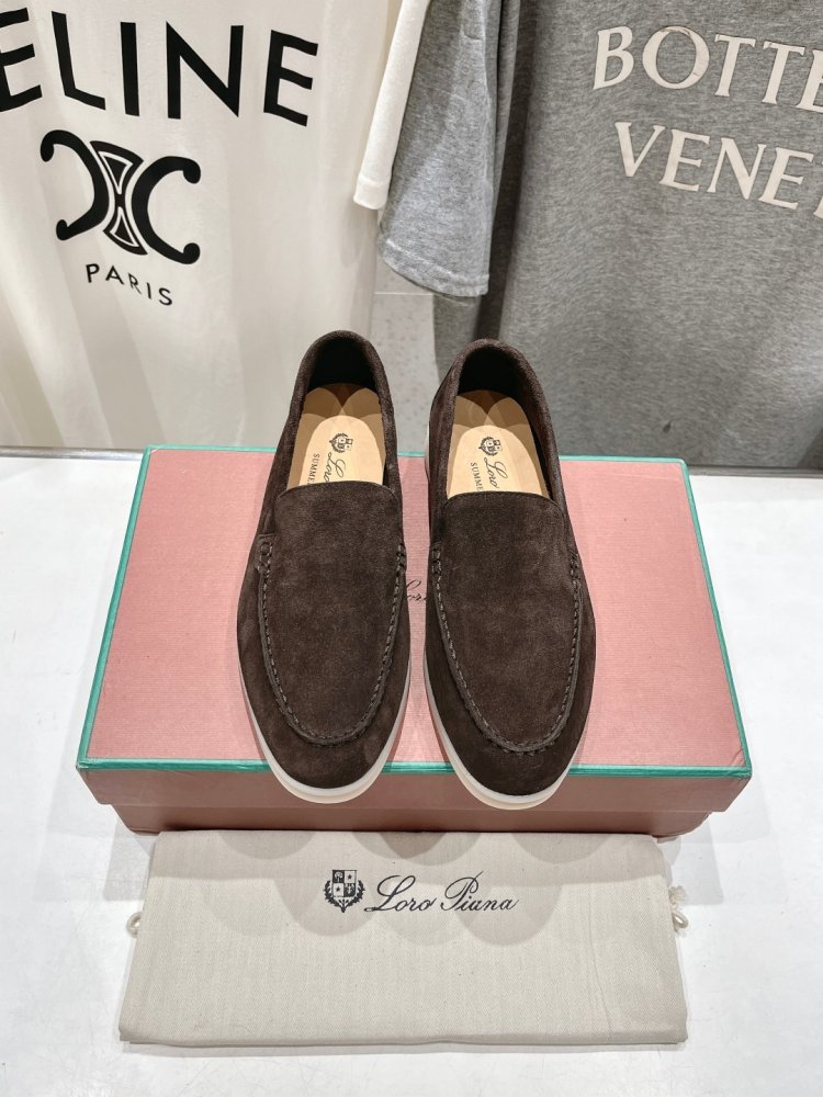 Лоферы женские