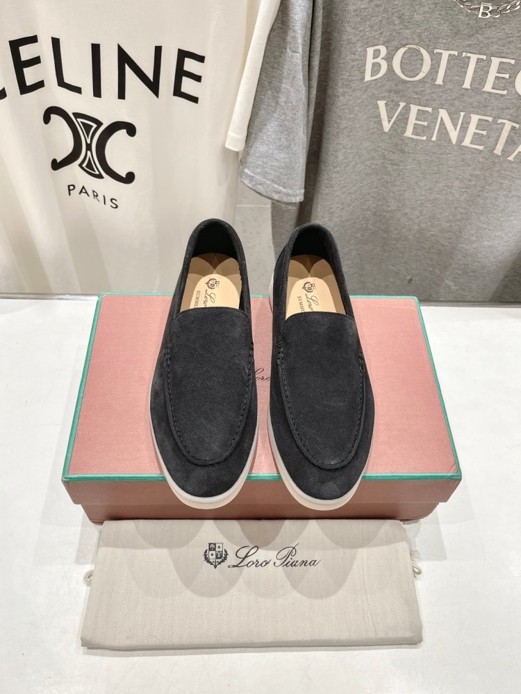 Лоферы женские