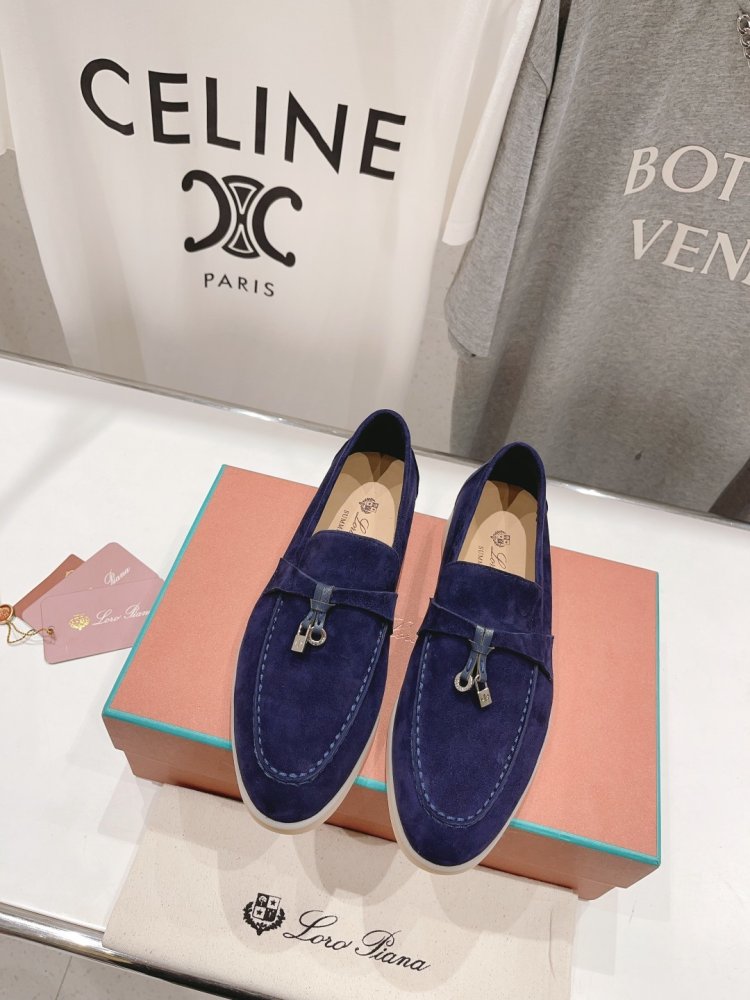 Лоферы женские