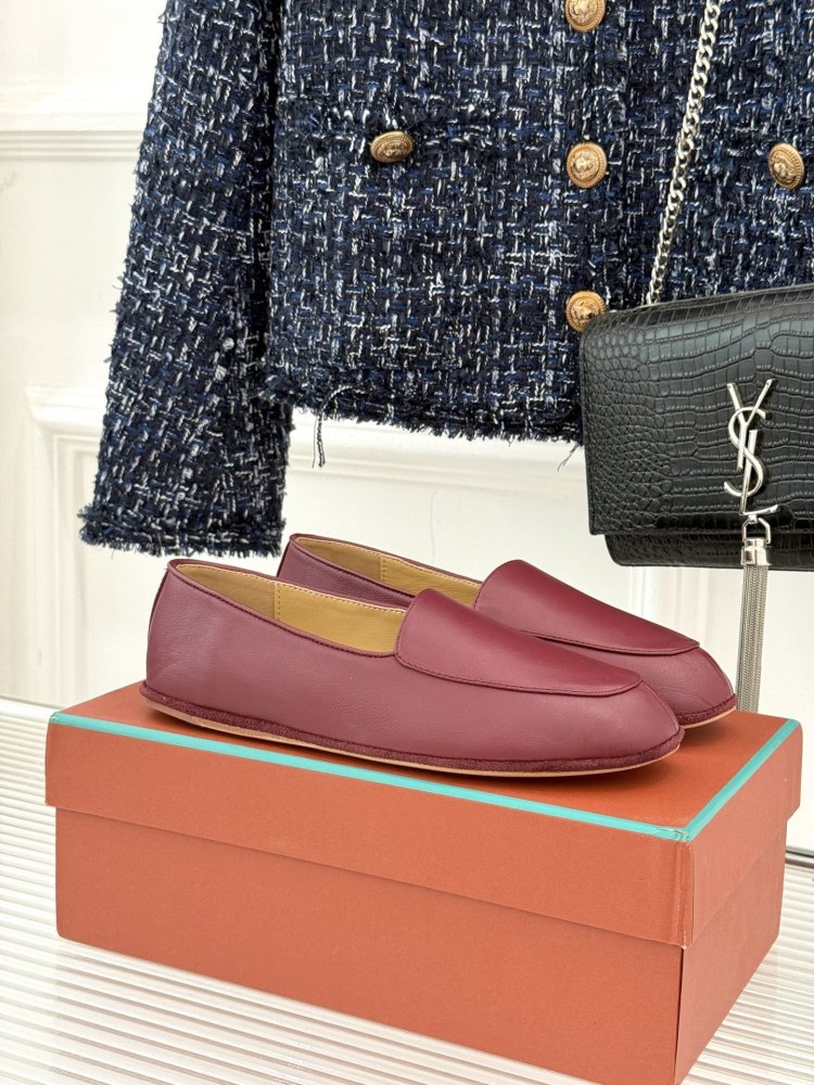 Лоферы women's