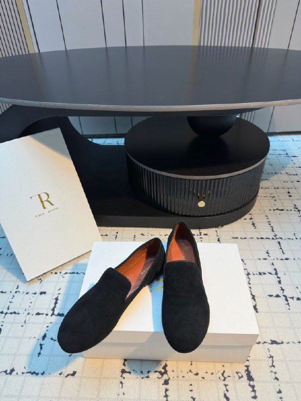 Лоферы женские