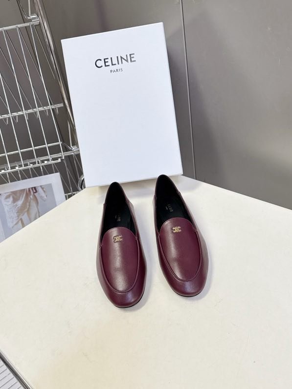 Лоферы женские