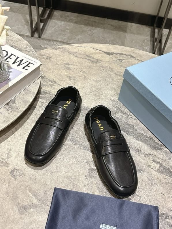 Лоферы женские фото 2