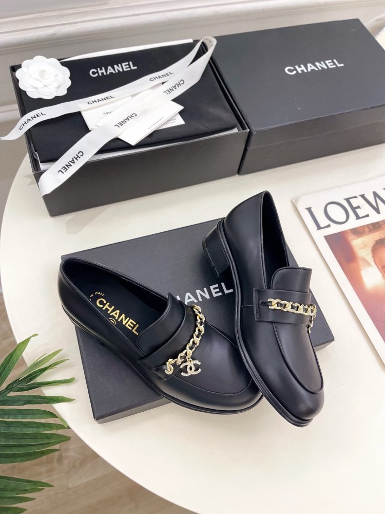 Лоферы женские фото 2