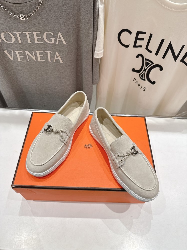 Лоферы жіночі фото 2