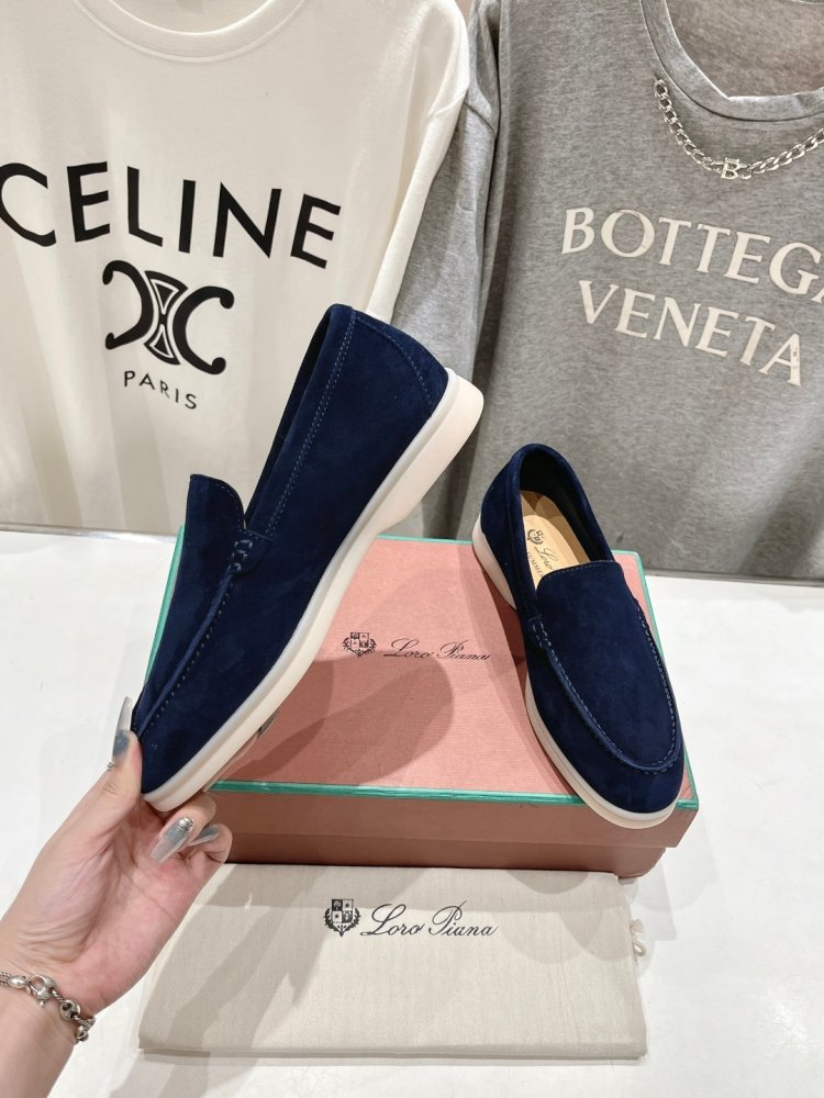 Лоферы жіночі фото 2