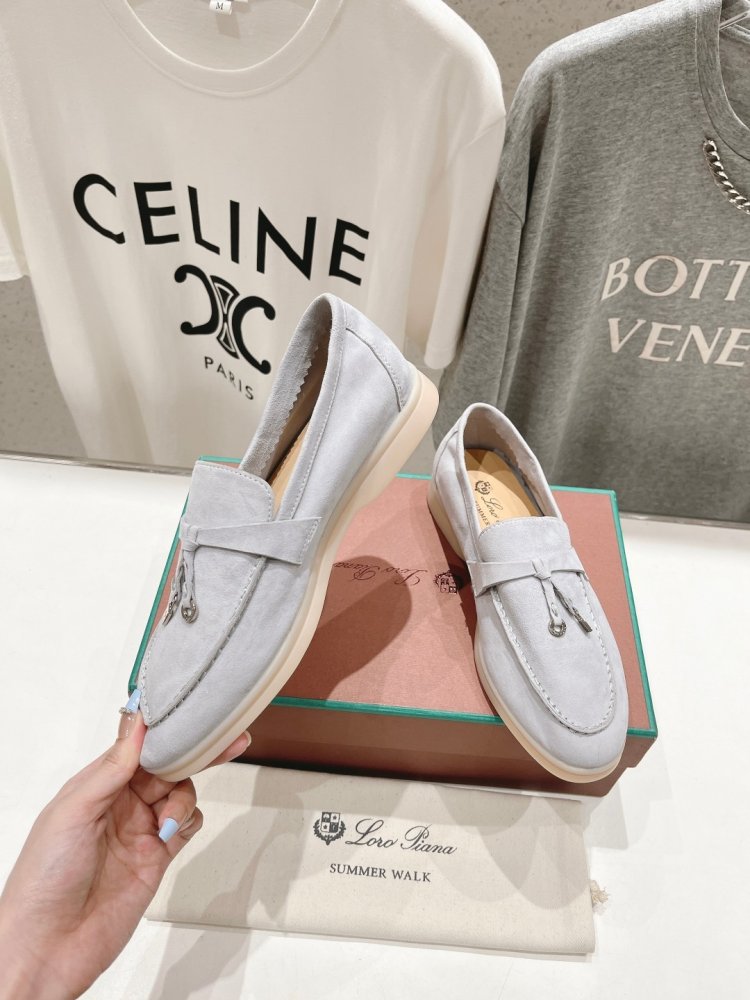 Лоферы жіночі фото 2