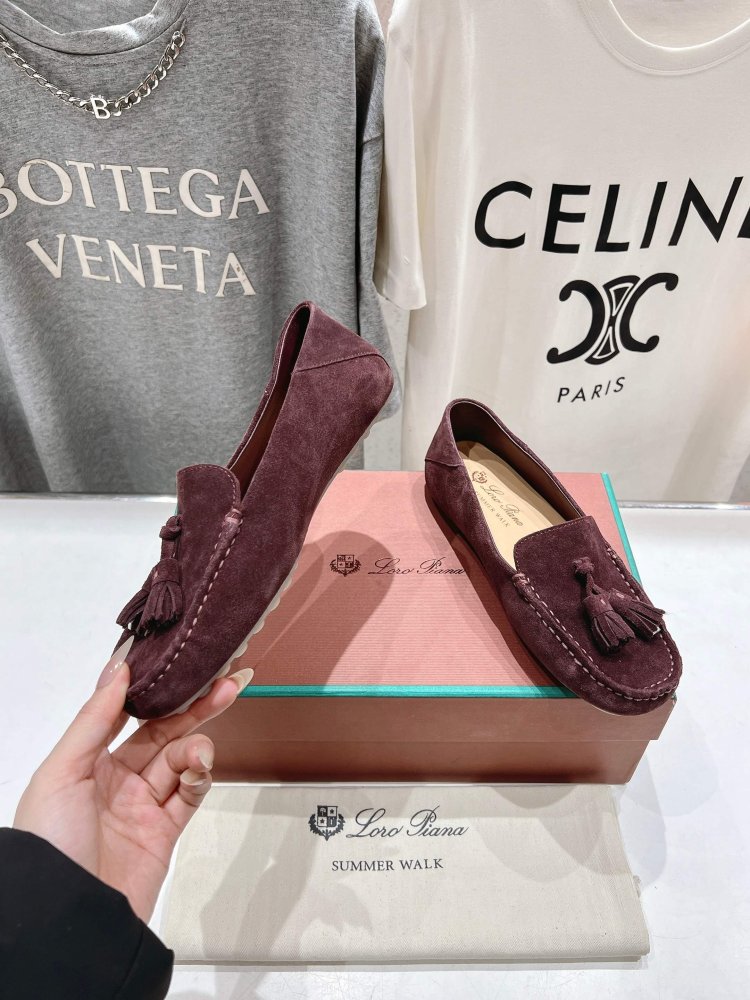 Лоферы жіночі фото 2