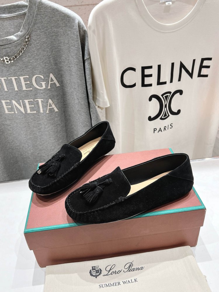 Лоферы жіночі фото 2