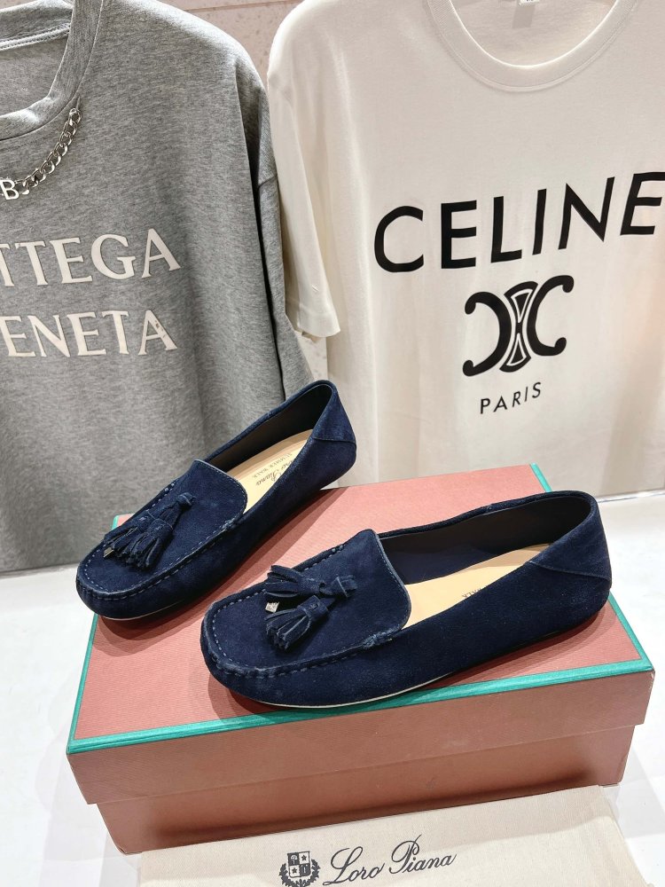 Лоферы жіночі фото 2