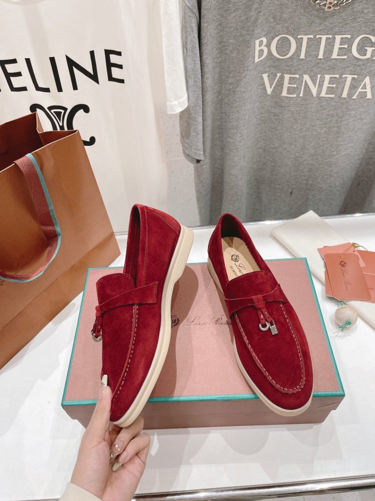 Лоферы жіночі фото 2