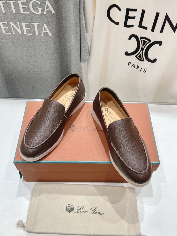 Лоферы жіночі фото 2