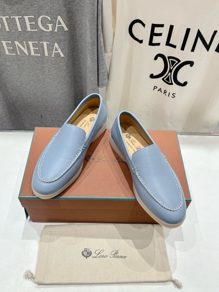 Лоферы жіночі фото 2