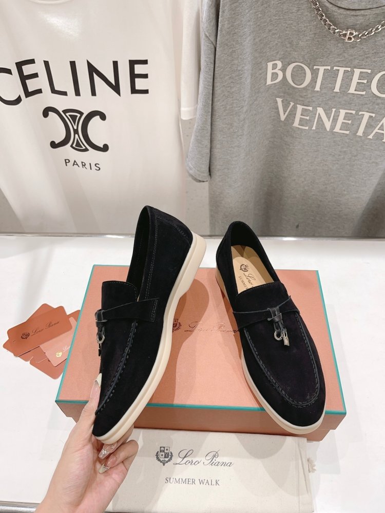 Лоферы женские фото 2