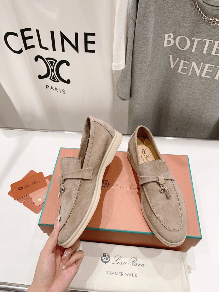 Лоферы женские фото 2