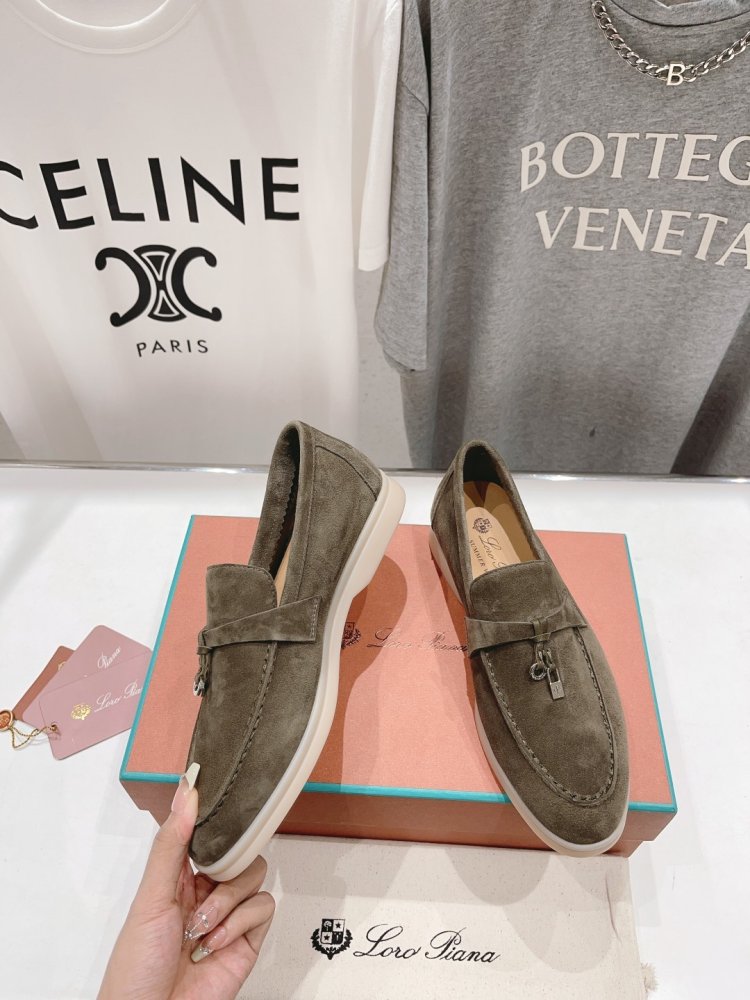 Лоферы женские фото 2