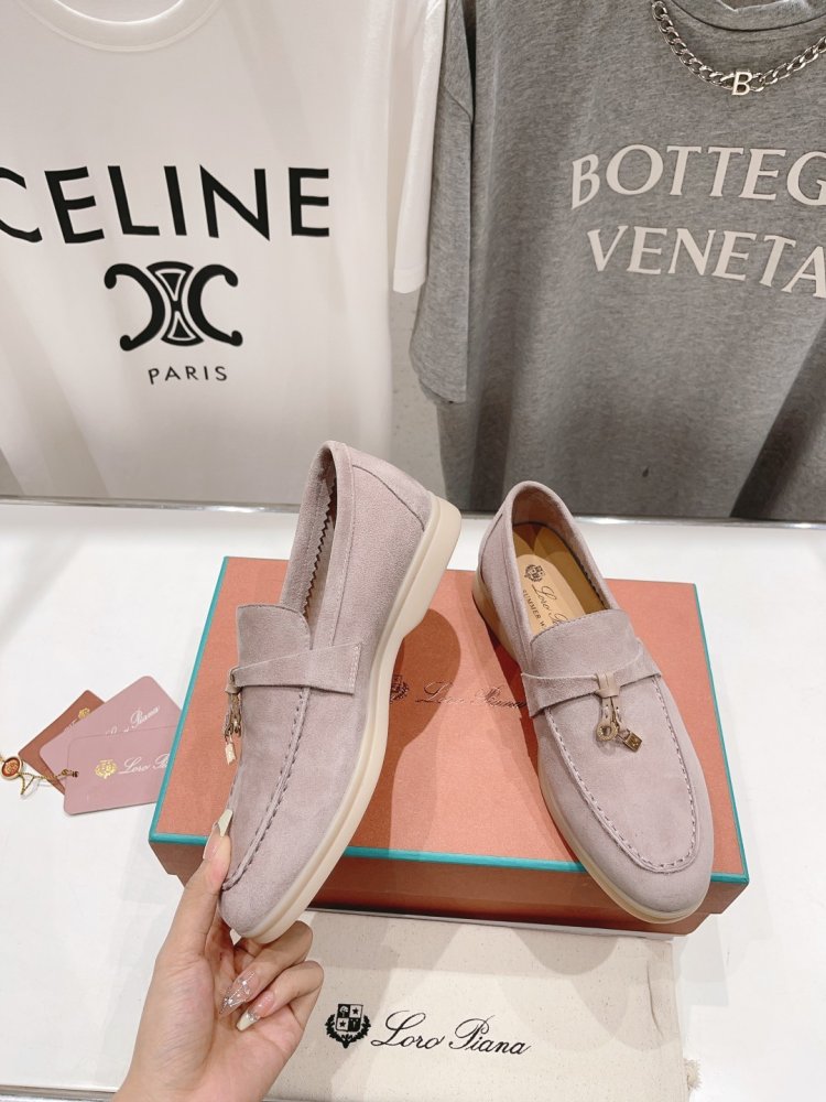 Лоферы женские фото 2