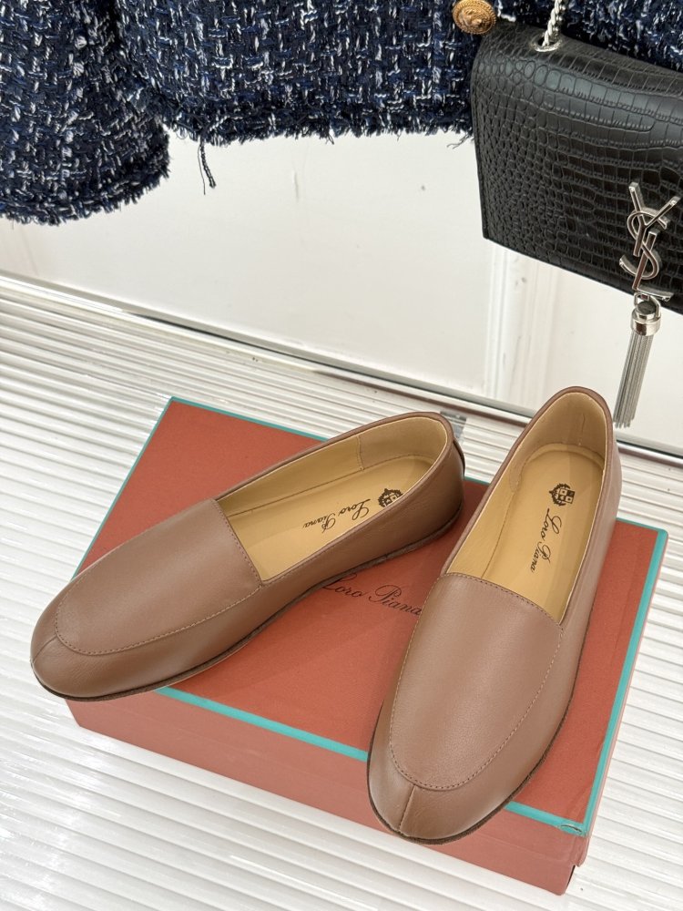 Лоферы жіночі фото 2