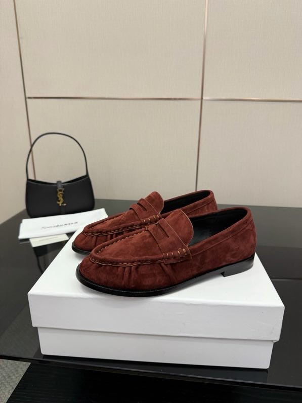 Лоферы женские фото 2