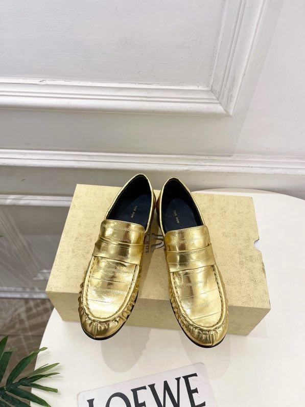 Лоферы женские фото 2