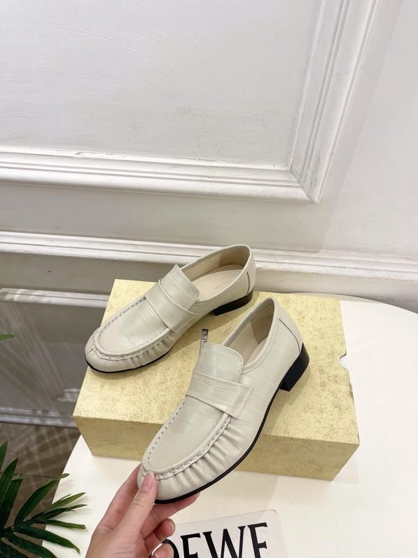 Лоферы женские фото 2