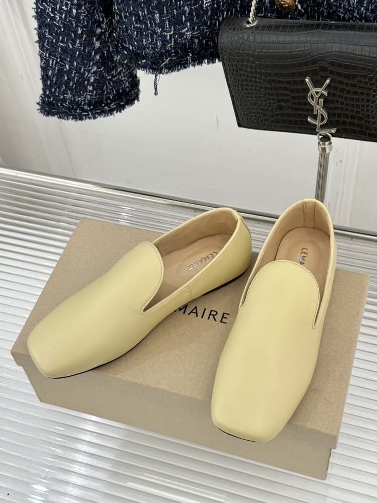 Лоферы жіночі фото 2