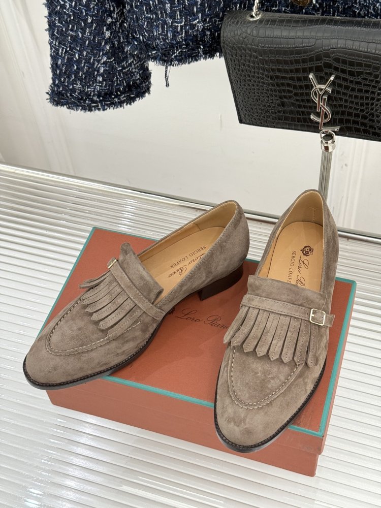 Лоферы женские фото 2