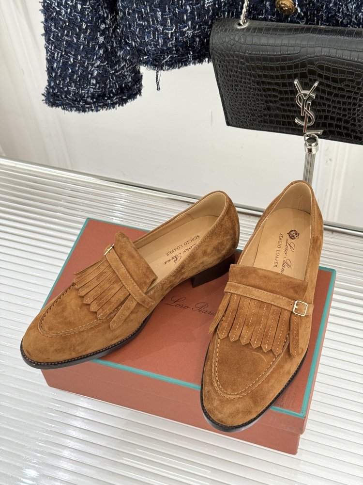 Лоферы женские фото 2