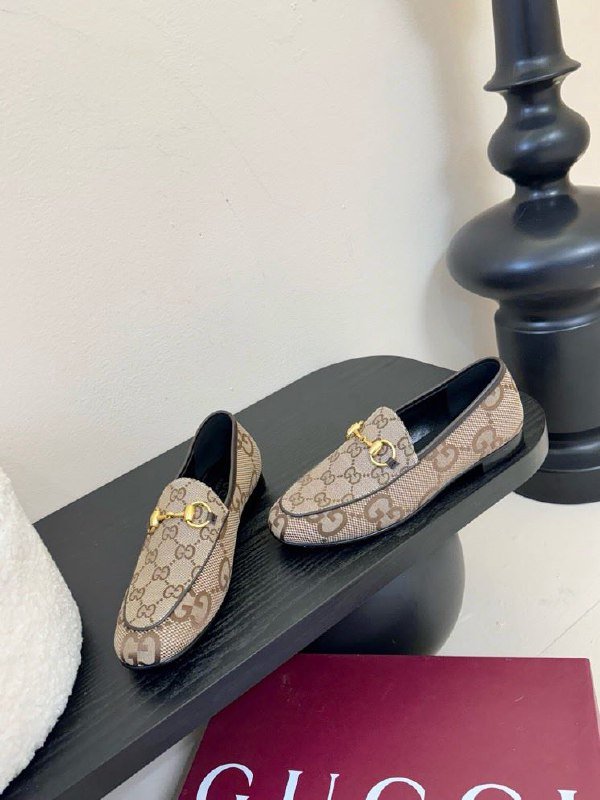 Лоферы женские фото 3