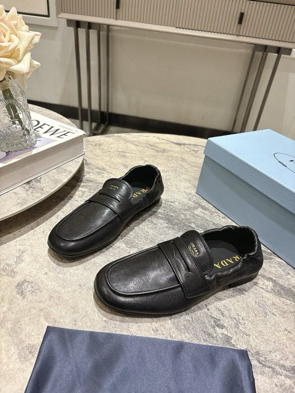 Лоферы женские фото 3