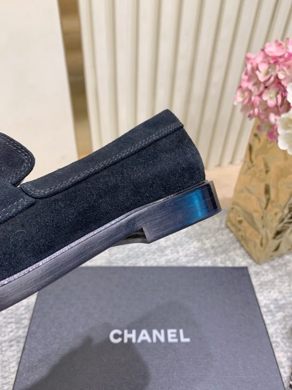 Лоферы женские фото 3