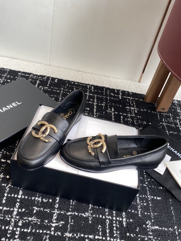 Лоферы женские фото 3