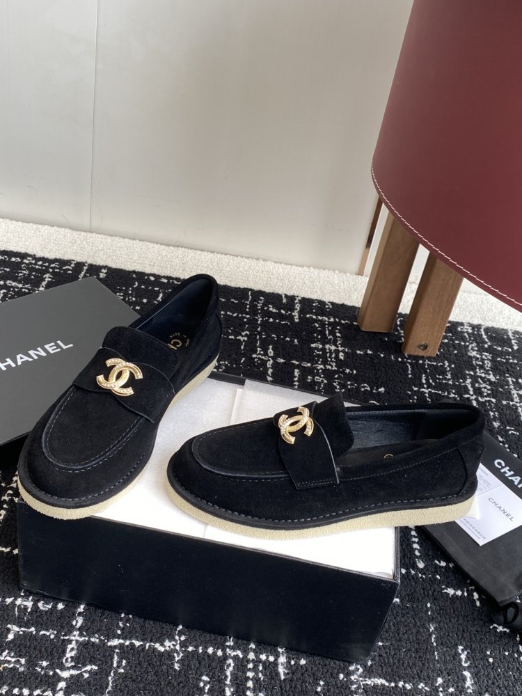 Лоферы женские фото 3