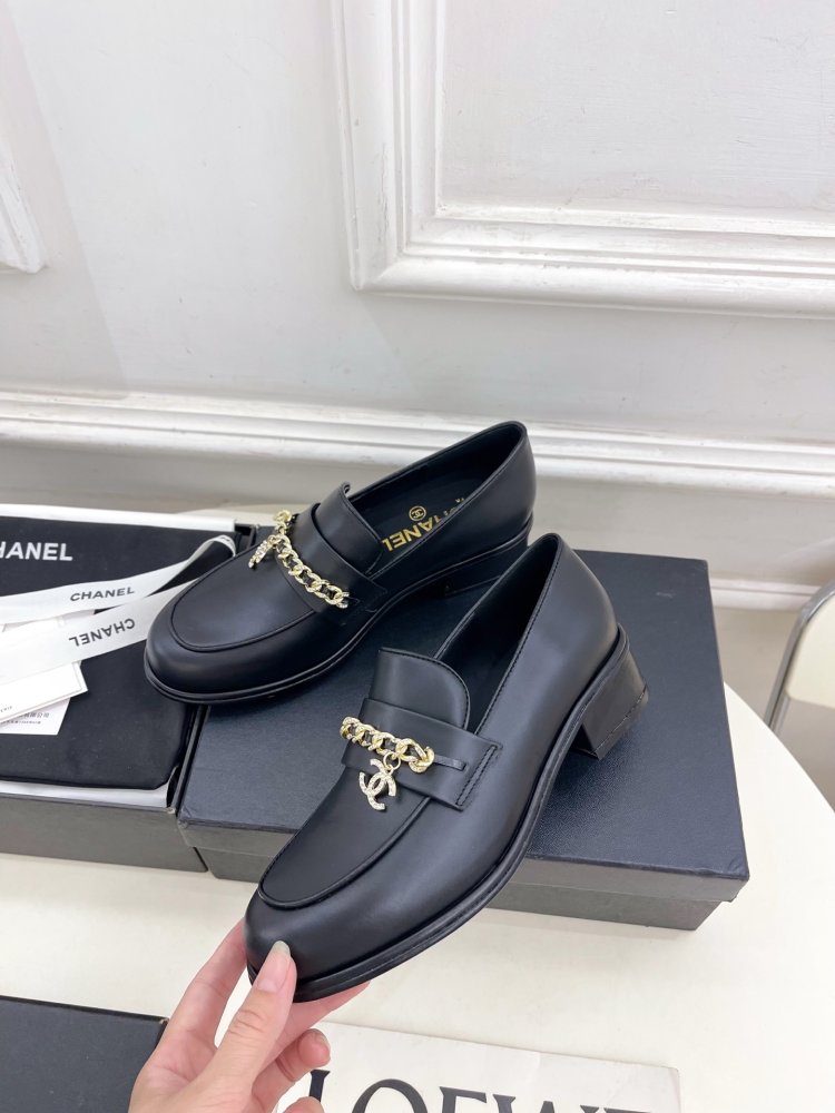 Лоферы женские фото 3