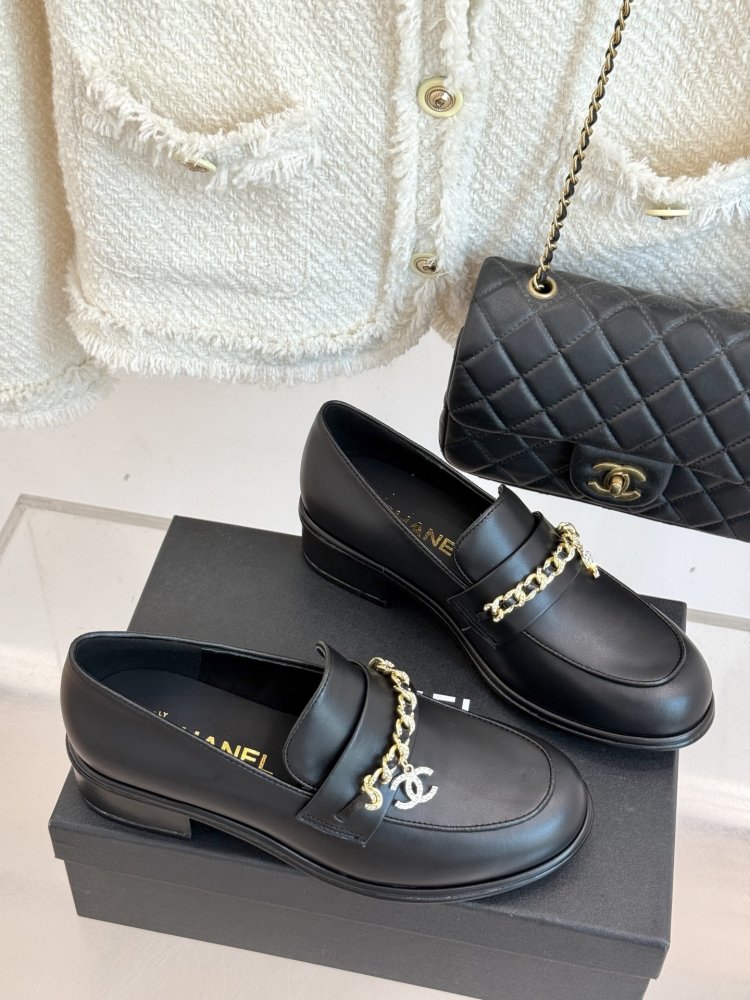 Лоферы женские фото 3